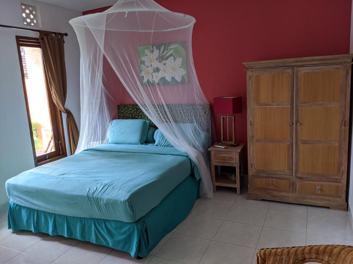 Merpati - Studios Sanur Екстериор снимка